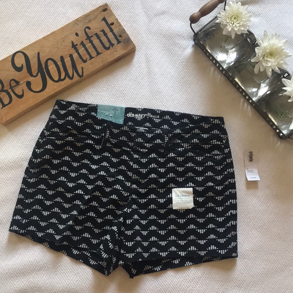 old navy black and white shorts!!